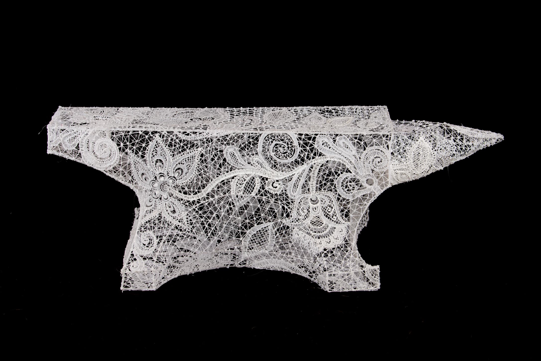 _Feminine forging_ 2019, PLA Filament 65 x 27 x 27 cm
